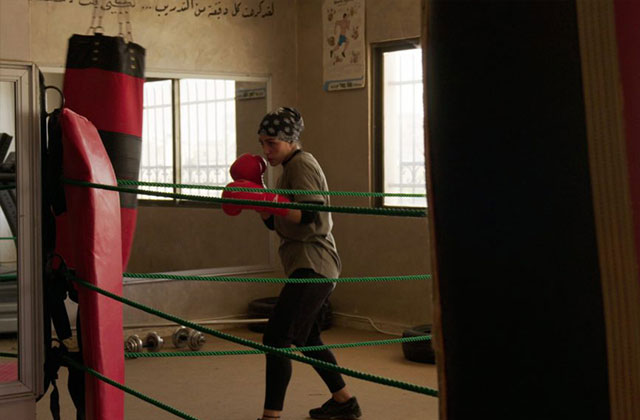 Kopftuch und Boxerhandschuhe - Jordaniens Frauen schlagen zurück